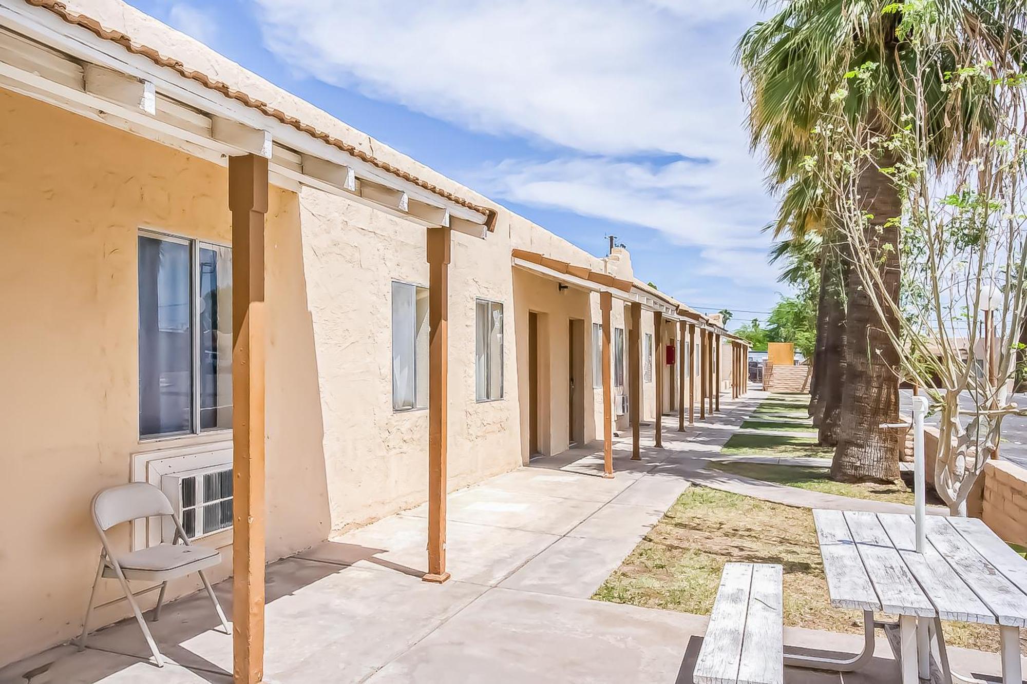 Oyo Hotel Yuma Az - I-8 Us-95 Exterior photo